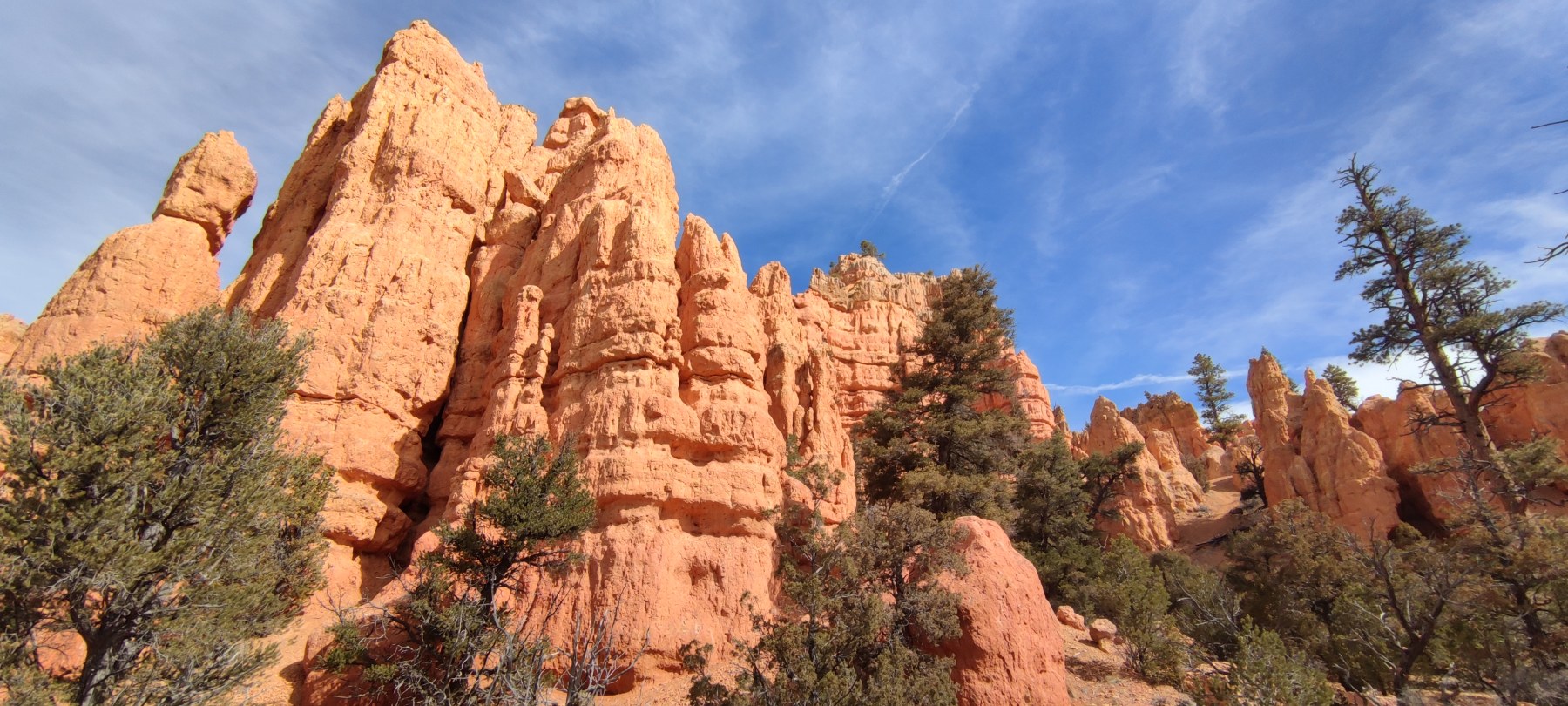 Formations rocheuses rouges de Bryce Canyon