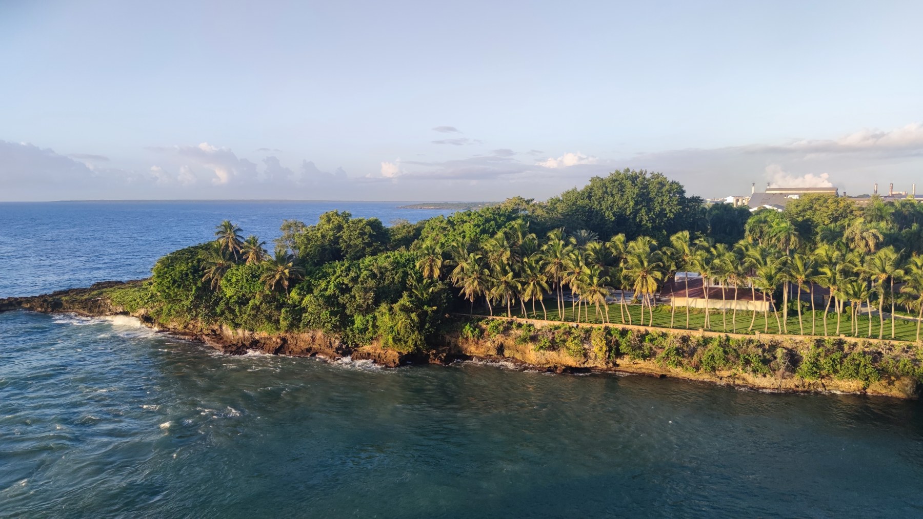 Pointe verdoyante près de Cartagena