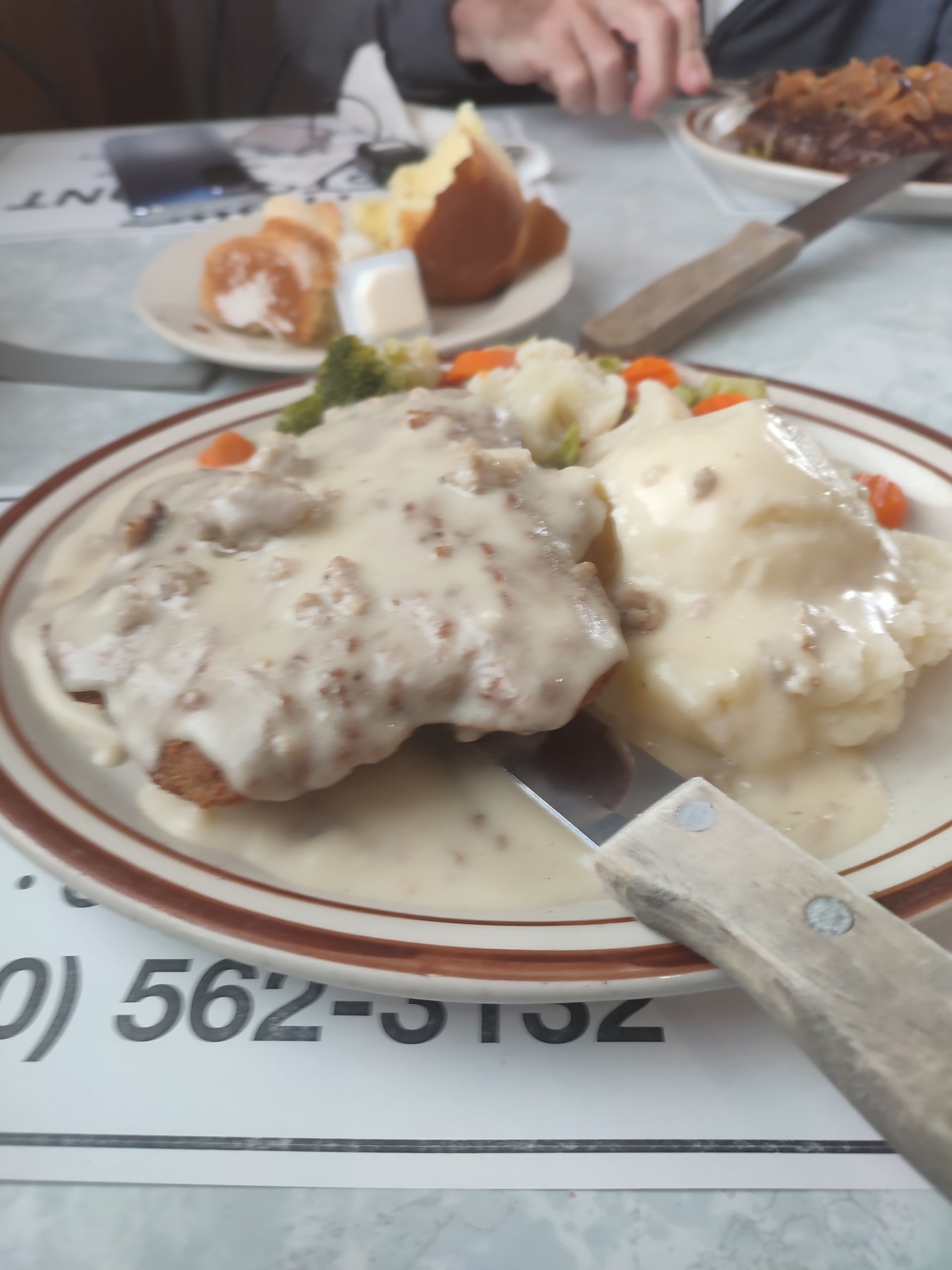 SR 9, Howe - Repas américain dans un diner