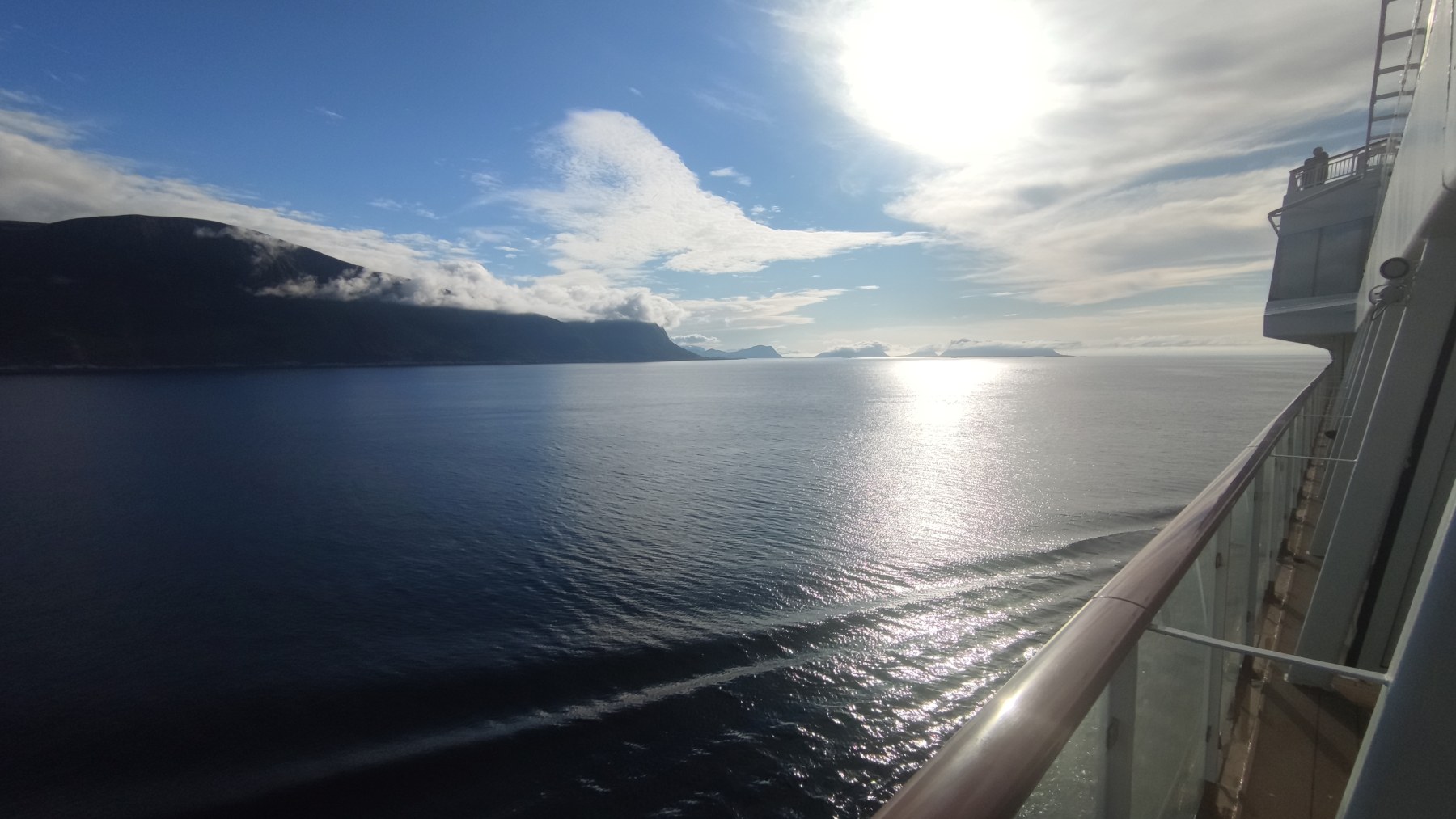 Vue depuis le navire en Islande