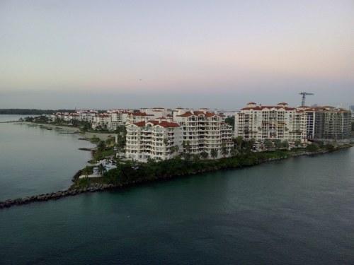 Vue aérienne de l'île de Miami Beach