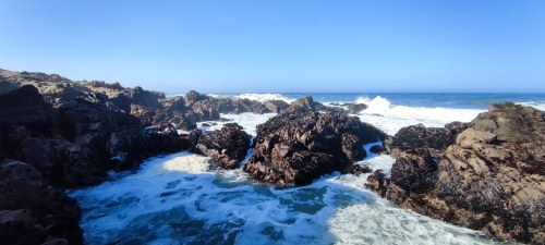 Plage rocheuse de Big Sur, Californie