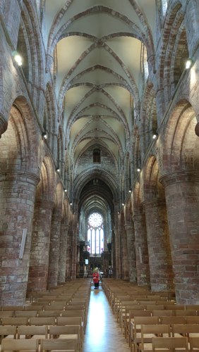 Nef de la cathédrale de St Andrews