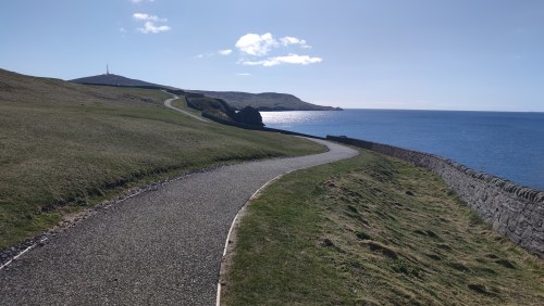 Route côtière à Portree, Écosse