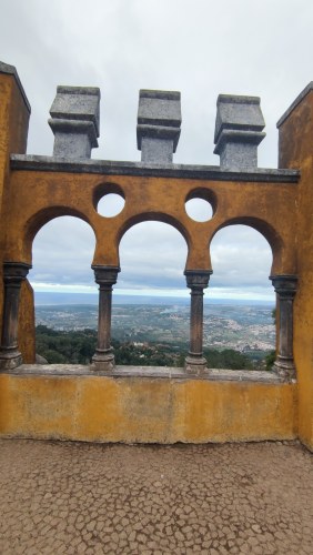 Sintra, Portugal - Vue depuis le Palais de Pena Sintra, Portugal - Vue depuis le Palais de Pena