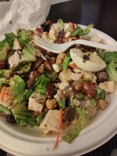 Salade gourmande en route